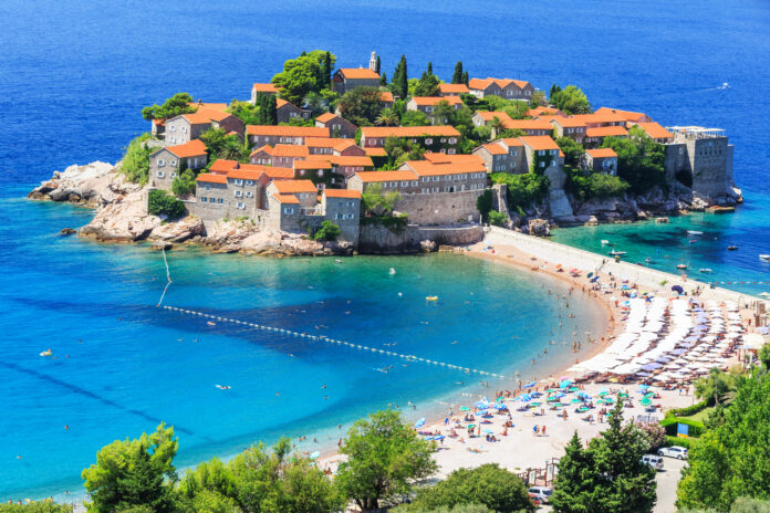 18 Best Places to Visit in Montenegro